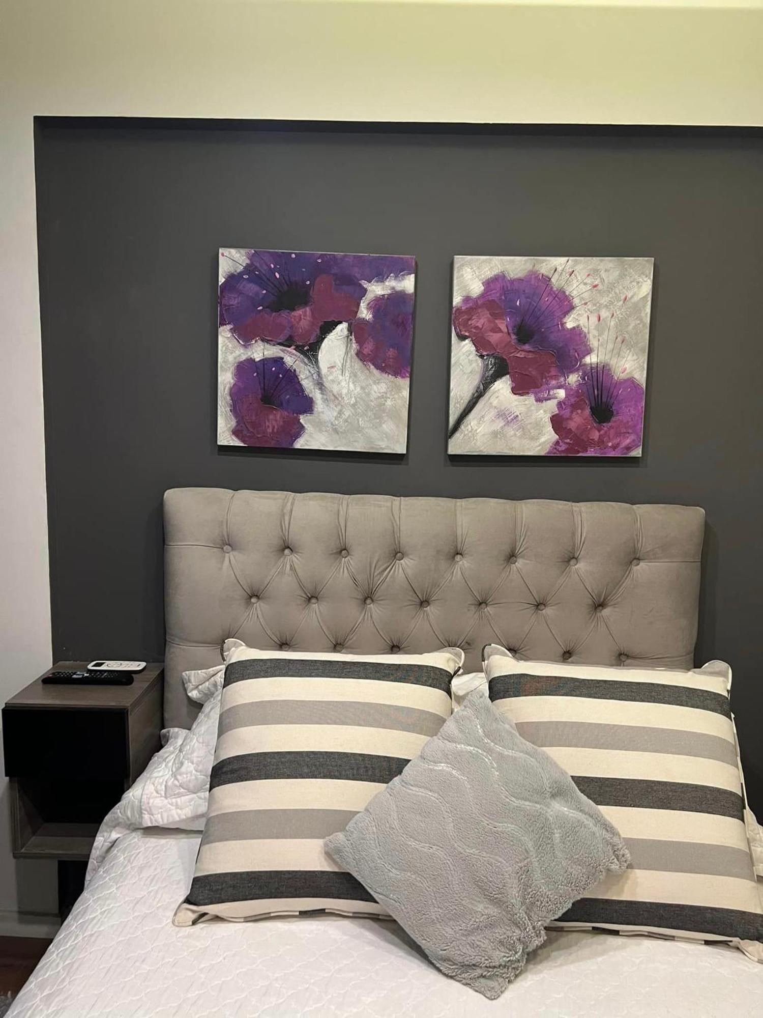 Suite In San Telmo Dormitorio En Suite Con Dos Banos Y Balcon A La Calle Buenos Aires Exterior foto